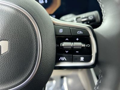 2026 Kia Carnival — photo 17 view