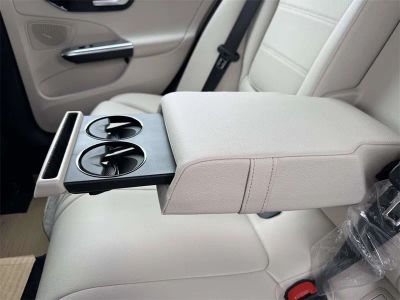 2026 Mercedes-Benz C-Class - Photo 31