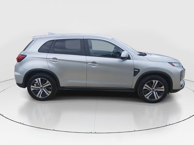 2025 Mitsubishi Outlander Sport — photo 8 view