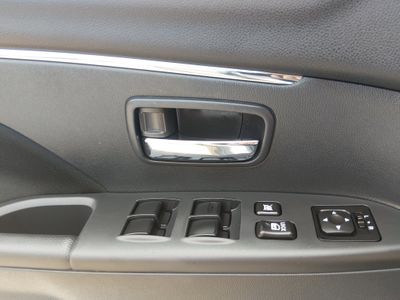 2025 Mitsubishi Outlander Sport — photo 17 view