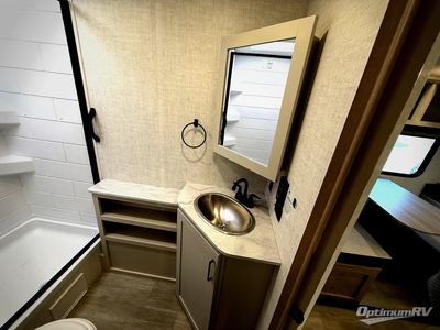 2026 Ember RV E-Series — photo 18 view