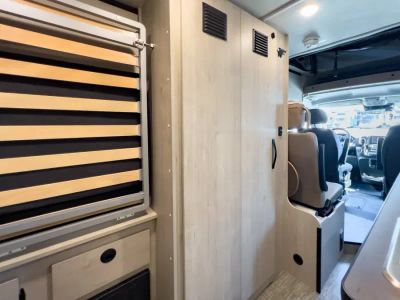 2027 Winnebago SOLIS — photo 12 view