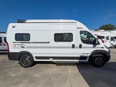 2027 Winnebago SOLIS — photo 19 view