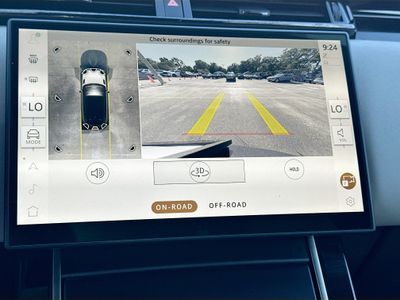 2026 Land Rover Range Rover Velar — photo 33 view