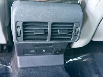 2026 Land Rover Range Rover Velar — photo 19 view