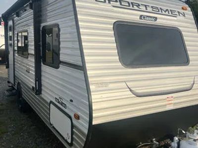 2024 KZ RV Sportsmen® Classic 160QB — front three-quarter view