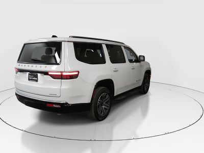 2024 Jeep Wagoneer - Photo 7