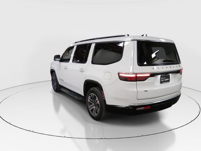 2024 Jeep Wagoneer - Photo 5
