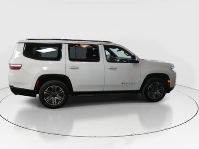 2024 Jeep Wagoneer - Photo 8