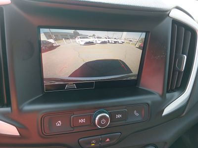 2024 GMC Terrain — photo 16 view