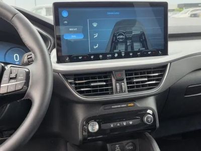 2025 Ford Escape — photo 10 view