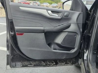 2025 Ford Escape — photo 15 view