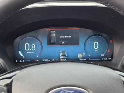 2025 Ford Escape — photo 12 view
