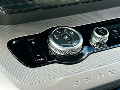 2025 Ford Expedition Max - Photo 17