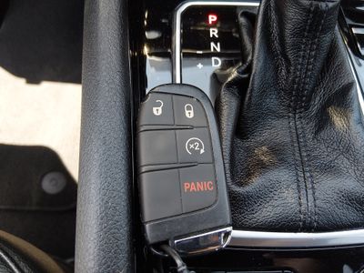 2024 Jeep Compass - Photo 15