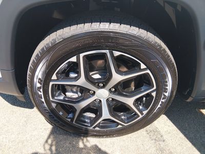 2024 Jeep Compass - Photo 10