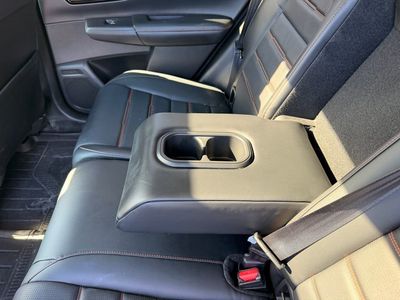 2023 Honda CR-V Hybrid Sport Touring — photo 34 view