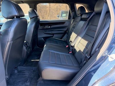 2023 Honda CR-V Hybrid Sport Touring — photo 33 view