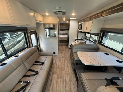 2025 Thor Motor Coach Four Winds — photo 8 view
