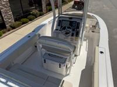 2026 Robalo 202 EX - Photo 7