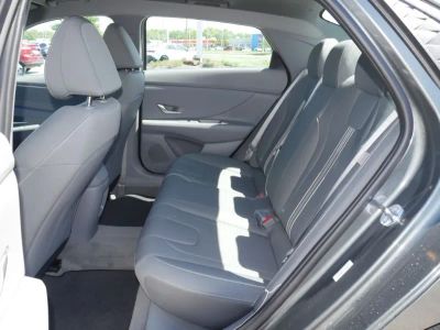 2026 Hyundai Elantra - Photo 23