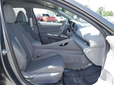 2026 Hyundai Elantra - Photo 19
