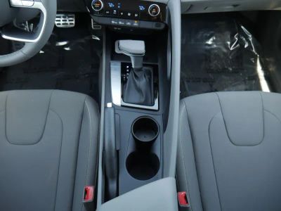 2026 Hyundai Elantra - Photo 41