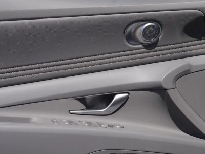 2026 Hyundai Elantra - Photo 28