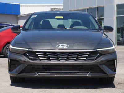 2026 Hyundai Elantra - Photo 4