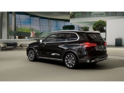 2026 BMW X5 - Photo 2