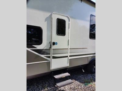 2026 Alliance RV Benchmark — photo 16 view