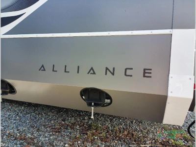 2026 Alliance RV Benchmark — photo 13 view