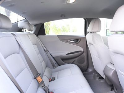 2024 Chevrolet Malibu - Photo 23
