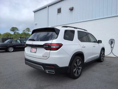 2023 Honda Pilot - Photo 3