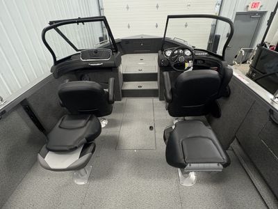 2026 Crestliner 2250 AUTHORITY - Photo 9