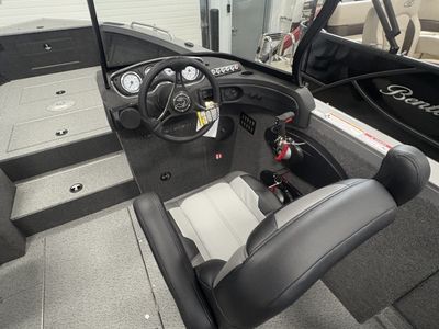 2026 Crestliner 2250 AUTHORITY - Photo 19