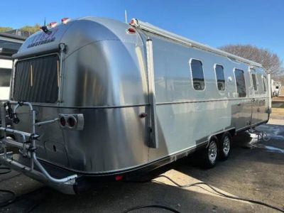 2018 Airstream Classic - Photo 24