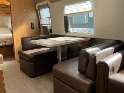 2018 Airstream Classic - Photo 10