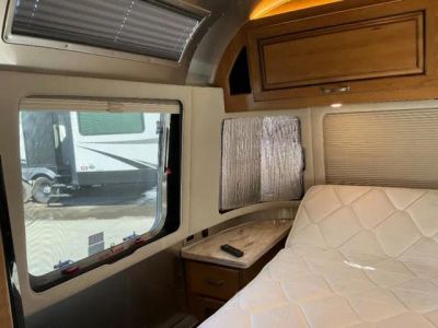 2018 Airstream Classic - Photo 22