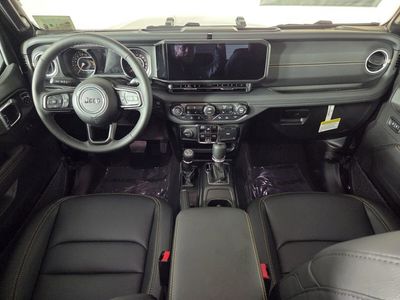 2026 Jeep Gladiator — photo 20 view