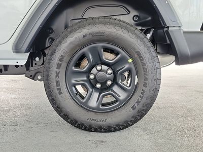 2026 Jeep Wrangler — photo 7 view