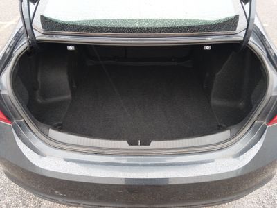 2020 Chevrolet Malibu — photo 11 view