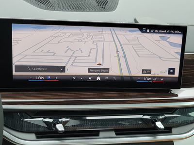 2026 BMW X5 — photo 27 view