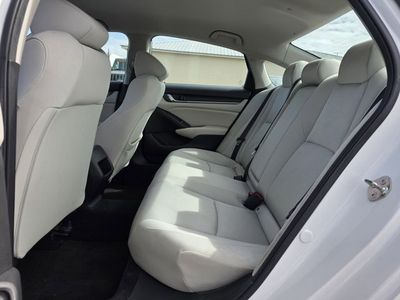 2019 Honda Accord — photo 15 view