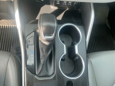 2022 Toyota Highlander - Photo 12