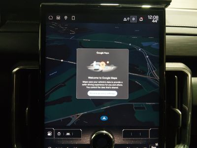 2025 GMC Acadia - Photo 17