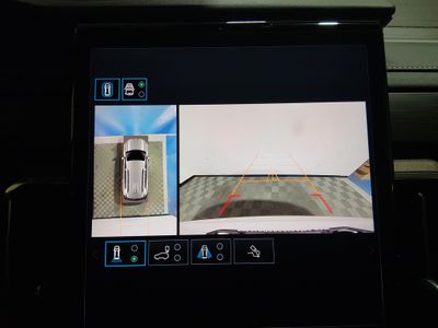 2025 GMC Acadia - Photo 16