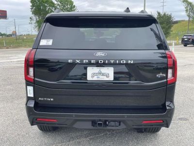 2026 Ford Expedition - Photo 4