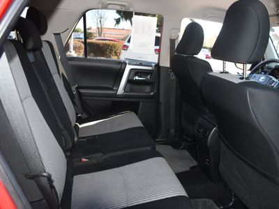 2017 Toyota 4Runner - Photo 18