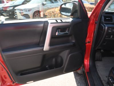 2017 Toyota 4Runner - Photo 9